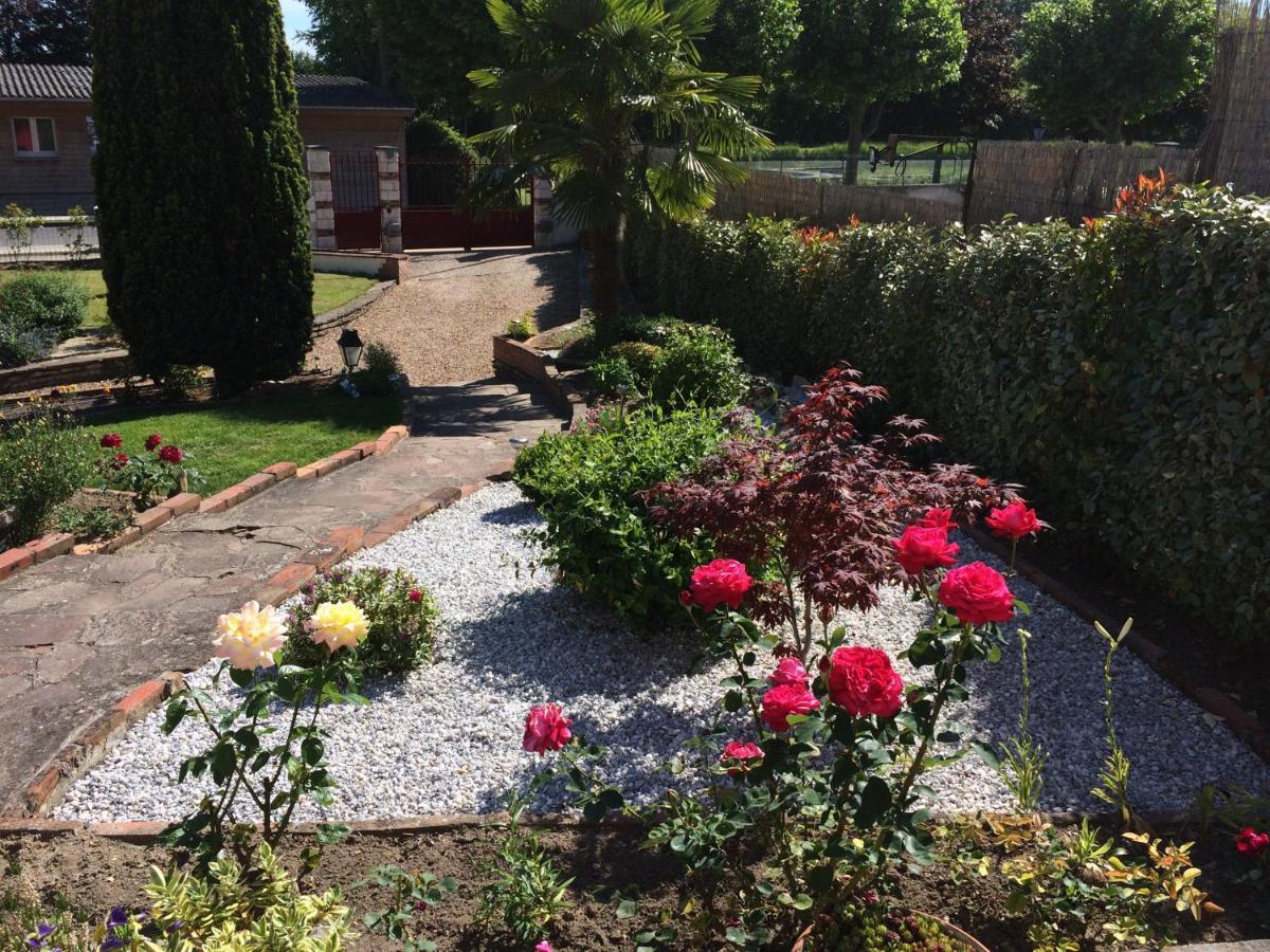 Hotel La Noisetiere Noyers-sur-Cher Zewnętrze zdjęcie