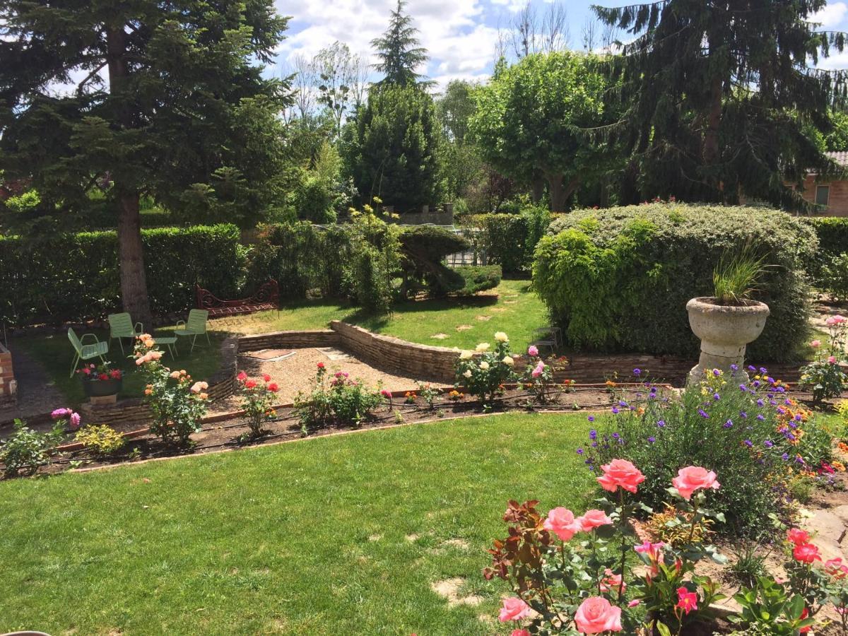 Hotel La Noisetiere Noyers-sur-Cher Zewnętrze zdjęcie