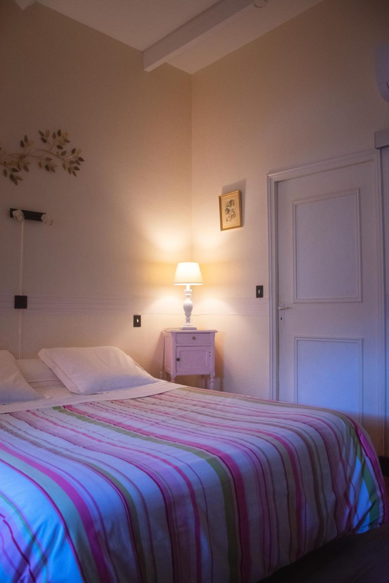 Hotel La Noisetiere Noyers-sur-Cher Zewnętrze zdjęcie
