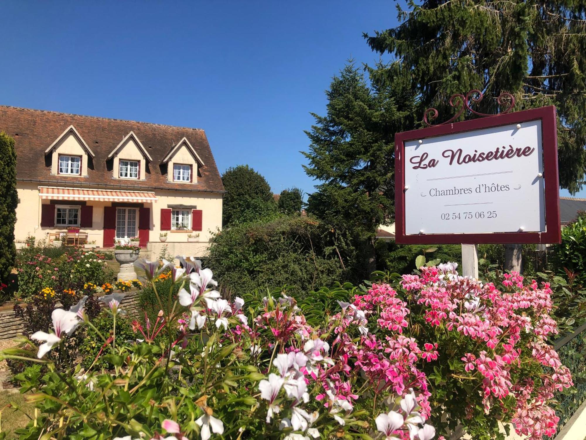 Hotel La Noisetiere Noyers-sur-Cher Zewnętrze zdjęcie