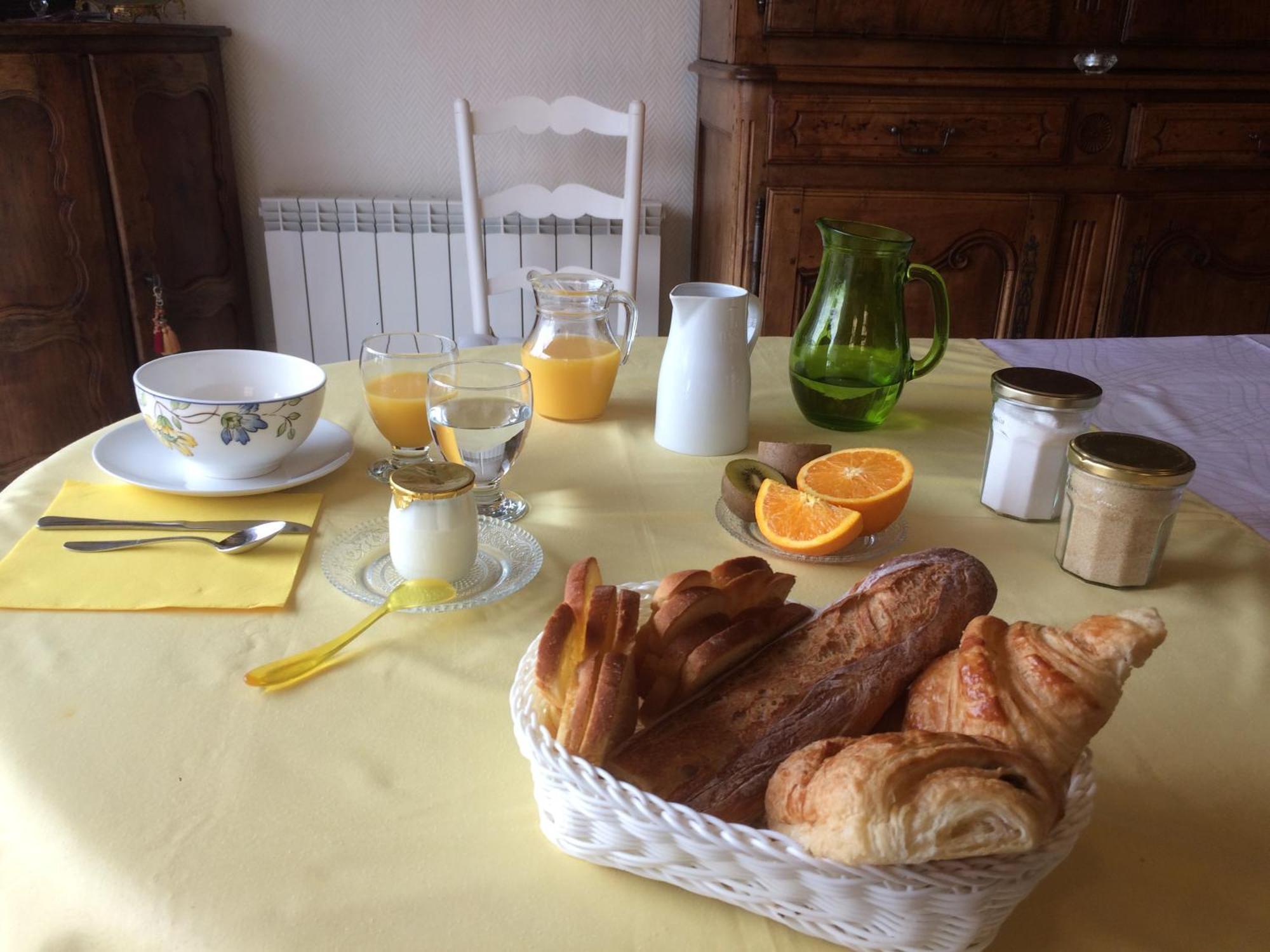 Hotel La Noisetiere Noyers-sur-Cher Zewnętrze zdjęcie